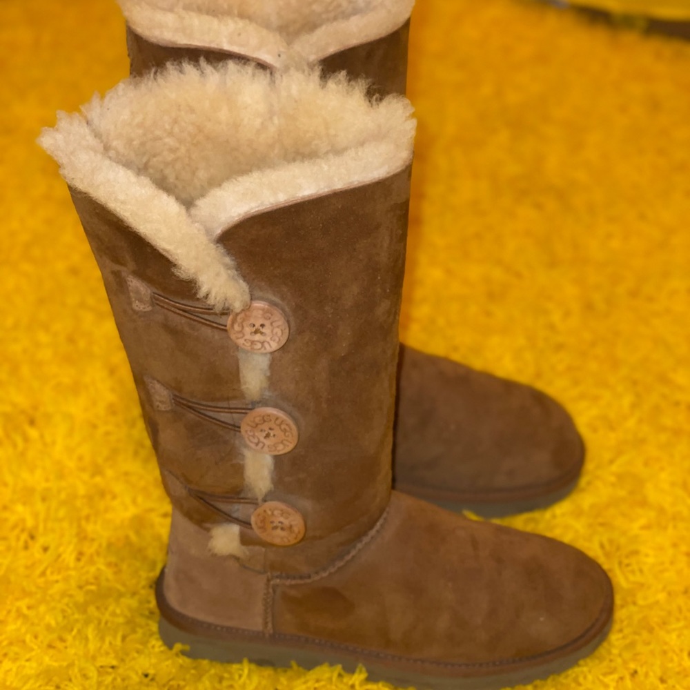 Women’s CHESTNUT UGGS‼️